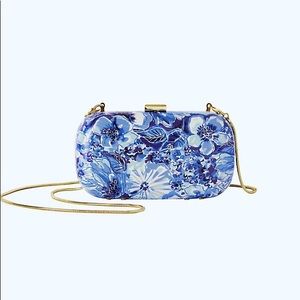 Lilly Pulitzer clutch